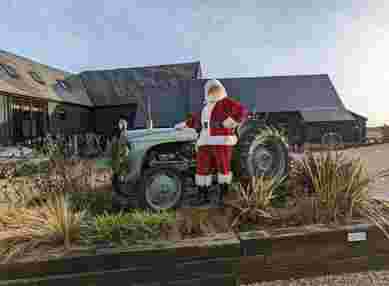 Father Christmas At Farmhouse10